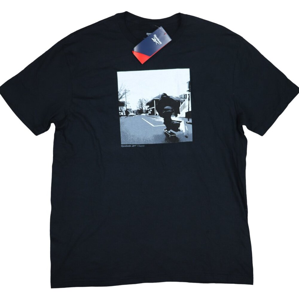 Reebok Classic Skateboarder Graphic Short Sleeve Crew Neck Men's T-Shirt NWT